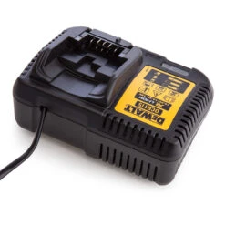 Dewalt DCB115 XR Multi-Voltage Charger 10.8V-18V 8 Dewalt DCB115 XR Multi-Voltage Charger 10.8V-18V -Optimal Tool Store 5b029b8ec3a6660178c9679e 91576.1583490045