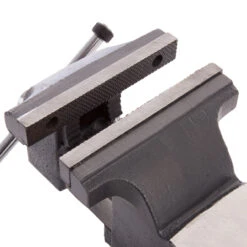 Stanley 1-83-068 MaxSteel Heavy Duty Engineers Bench Vice 6 Inch / 150mm -Optimal Tool Store 5b029bc4c3a6660178c99873 32012.1583489664