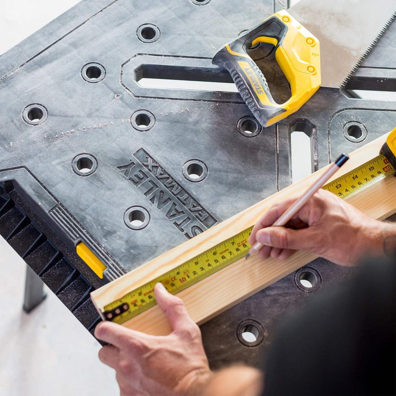 Stanley FMST1-75672 FatMax Folding Workbench 85 X 60cm 4 Stanley FMST1-75672 FatMax Folding Workbench 85 X 60cm - Image 2