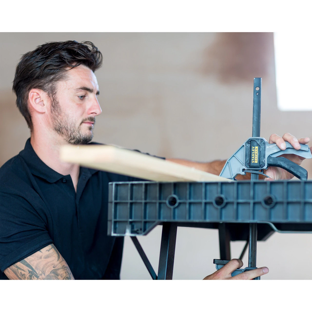 Stanley FMST1-75672 FatMax Folding Workbench 85 X 60cm 6 Stanley FMST1-75672 FatMax Folding Workbench 85 X 60cm - Image 4