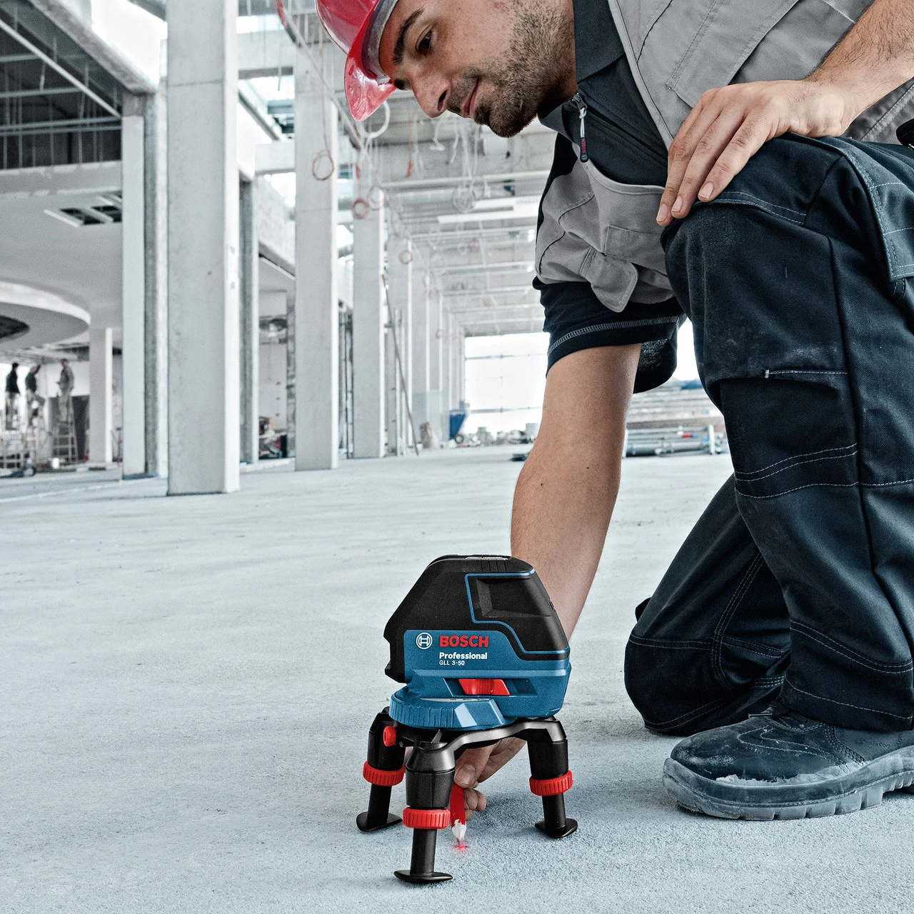 Bosch GLL 3-50 Red Self Levelling Line Laser 10 Bosch GLL 3-50 Red Self Levelling Line Laser - Image 8