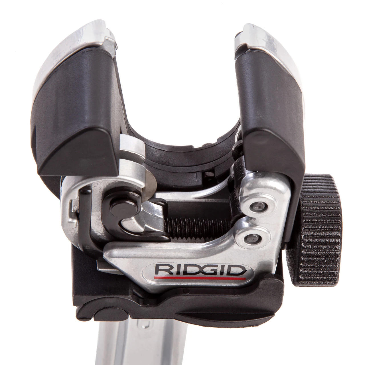 Ridgid Model 118 Autofeed 2-in-1 Ratcheting Pipe Cutter 6 - 28mm 6 Ridgid Model 118 Autofeed 2-in-1 Ratcheting Pipe Cutter 6 - 28mm - Image 4