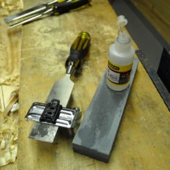 Stanley 0-16-050 Oilstone, Oil & Honing Guide Chisel Sharpening Kit -Optimal Tool Store 5b029c0cc3a6660178c9c893 15065.1583489186