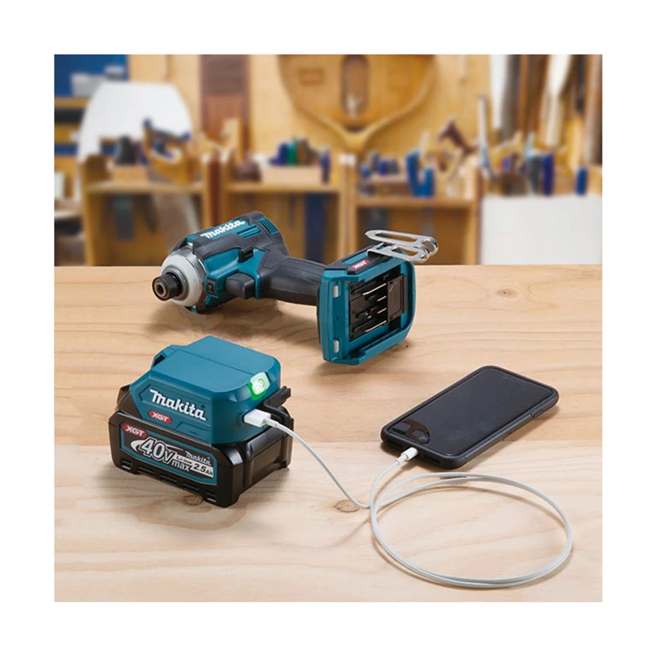 Makita ADP001G 40V XGT USB Adaptor 5 Makita ADP001G 40V XGT USB Adaptor - Image 3