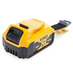 Dewalt DCB184LR 18V XR 5.0Ah Li-ion Battery - Lanyard Ready 9 Dewalt DCB184LR 18V XR 5.0Ah Li-ion Battery - Lanyard Ready -Optimal Tool Store file input 1670340338208 31941.1670340340