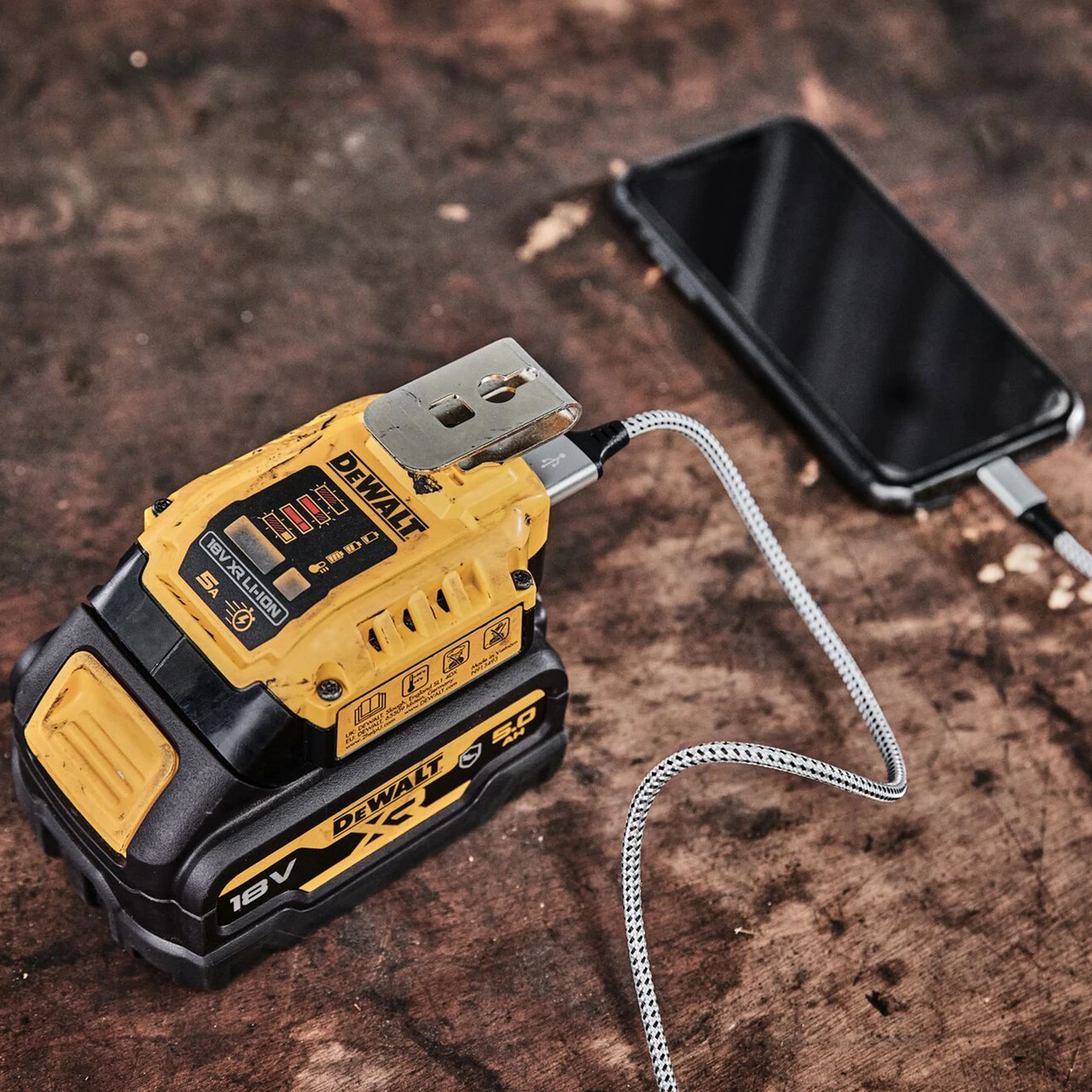 Dewalt DCB094H2 Powerstack Charging Kit With USB Adaptor (2 X 5.0Ah Batteries) 7 Dewalt DCB094H2 Powerstack Charging Kit With USB Adaptor (2 X 5.0Ah Batteries) - Image 5