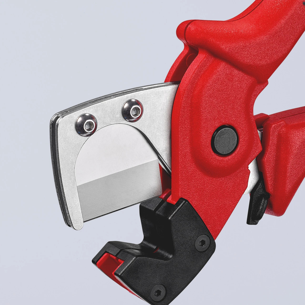 Knipex 9010185SB Pipe Cutter For Multilayer And Pneumatic Hoses 185mm 6 Knipex 9010185SB Pipe Cutter For Multilayer And Pneumatic Hoses 185mm - Image 4