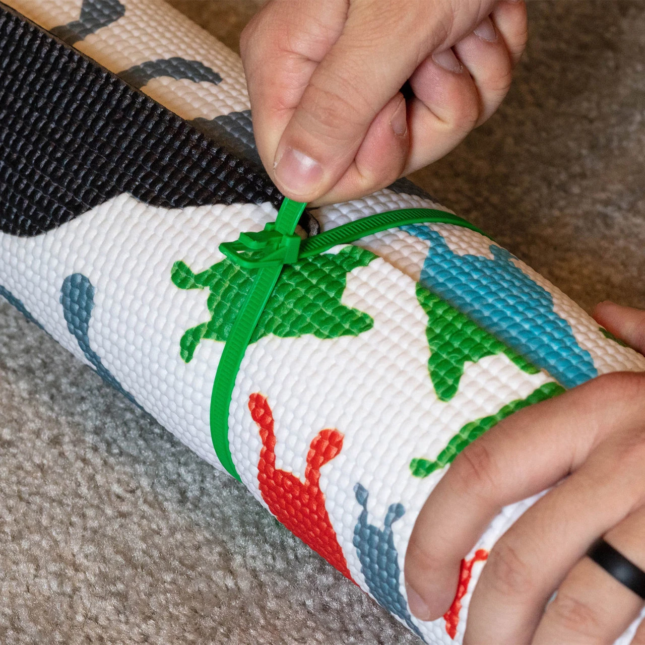 RETYZ EVT-S10BK-TA EveryTie Reusable Cable Ties In Black 254mm/10in (Pack Of 100) 9 RETYZ EVT-S10BK-TA EveryTie Reusable Cable Ties In Black 254mm/10in (Pack Of 100) - Image 7