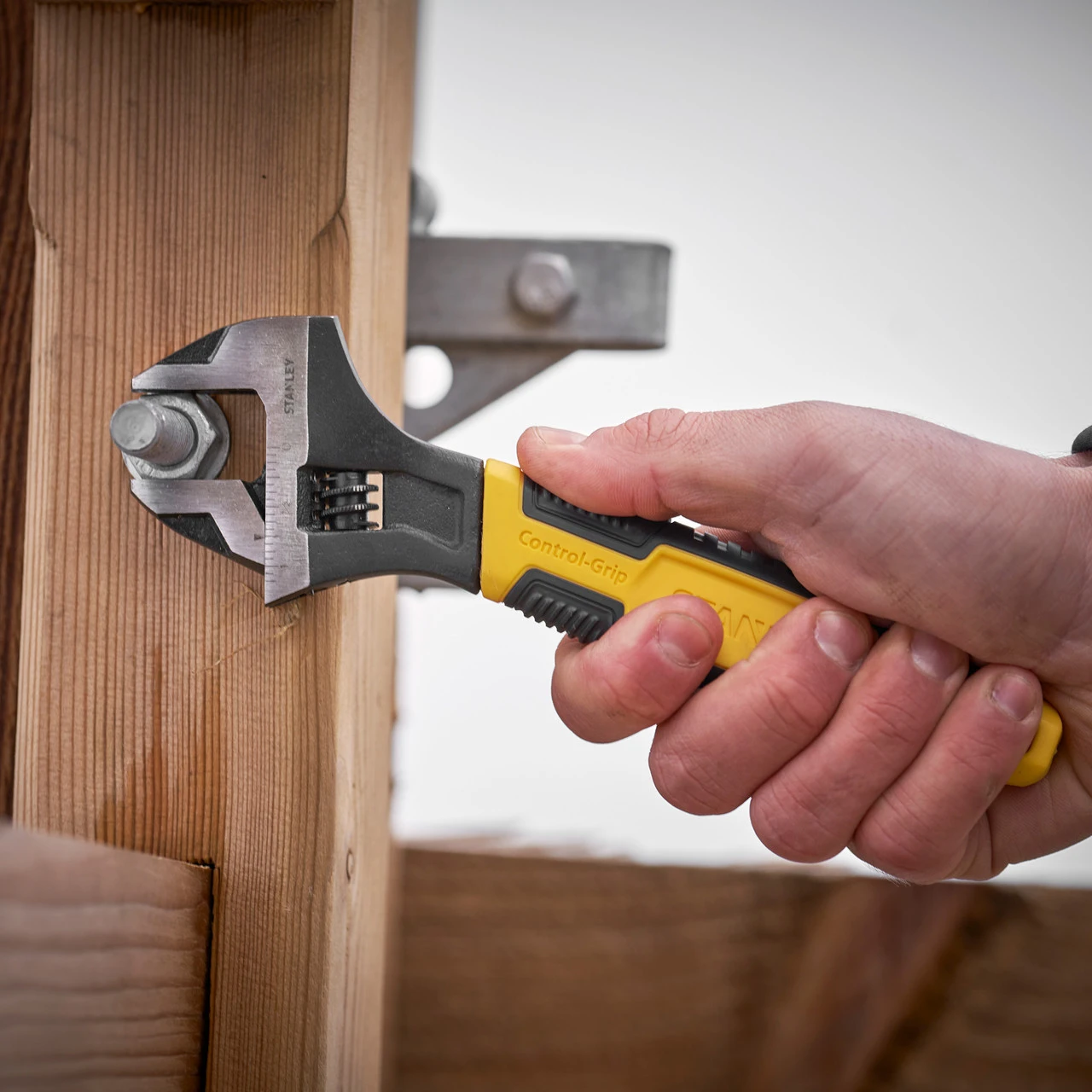 Stanley 0-90-950 MaxSteel Adjustable Wrench 12in / 300mm 10 Stanley 0-90-950 MaxSteel Adjustable Wrench 12in / 300mm - Image 8